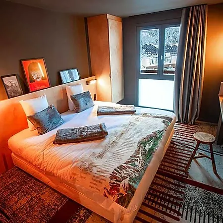 La Folie Douce Hotel 4*